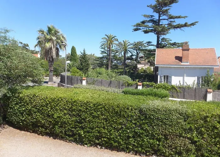 Apartmán Le Roumanille By Interhome Saint Aygulf