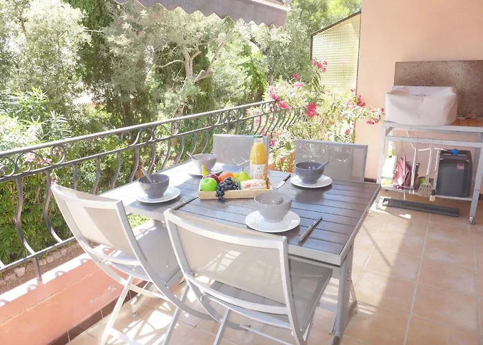 Le Roumanille By Interhome *