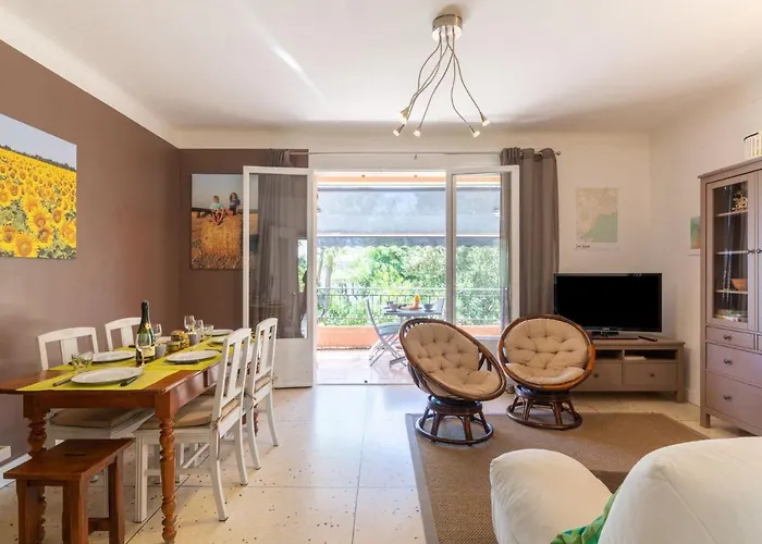 Apartmán Le Roumanille By Interhome Saint Aygulf
