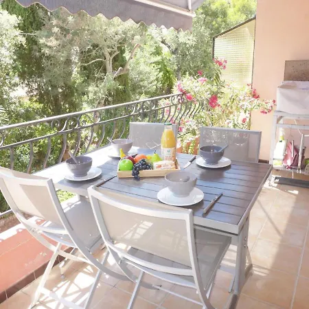 Le Roumanille By Interhome *